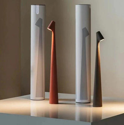 Foye: Table Lamp