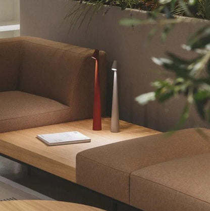 Foye: Table Lamp