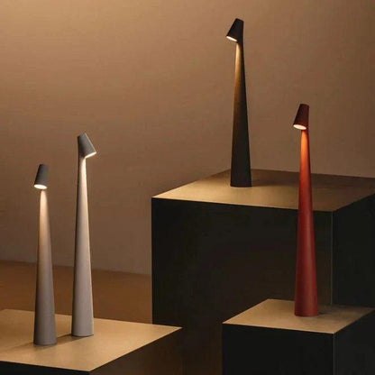 Foye: Table Lamp